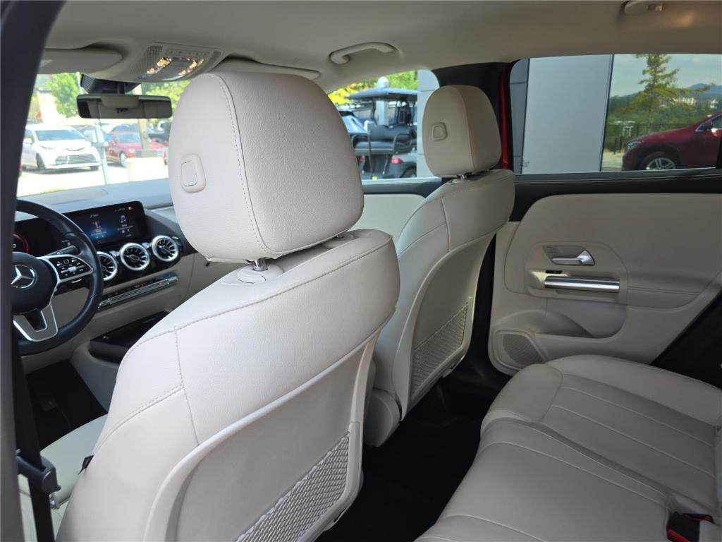 used 2022 Mercedes-Benz GLA 250 car, priced at $27,987