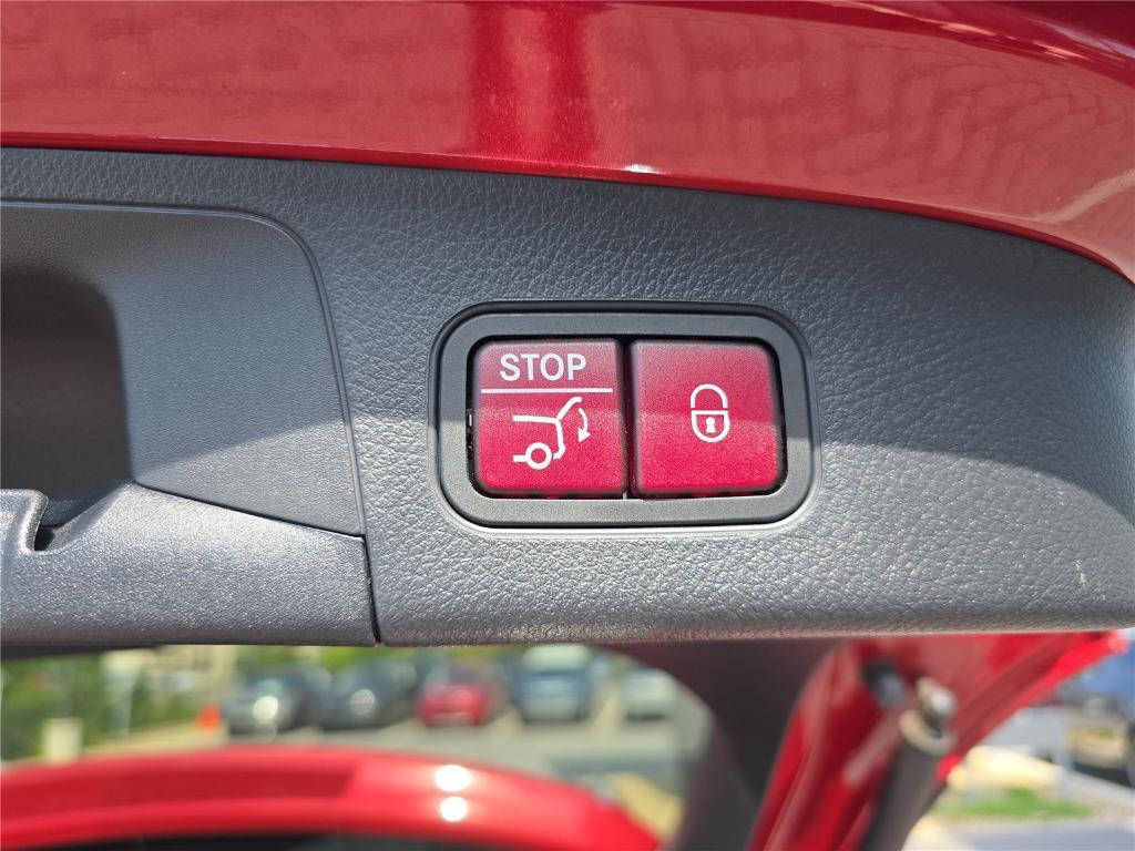 used 2022 Mercedes-Benz GLA 250 car, priced at $27,987