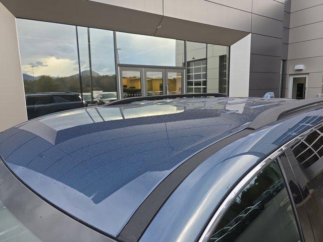 used 2025 Chevrolet Traverse car, priced at $34,987