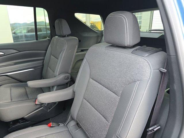 used 2025 Chevrolet Traverse car, priced at $34,987