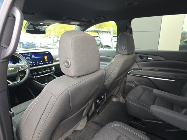 used 2025 Chevrolet Traverse car, priced at $34,987