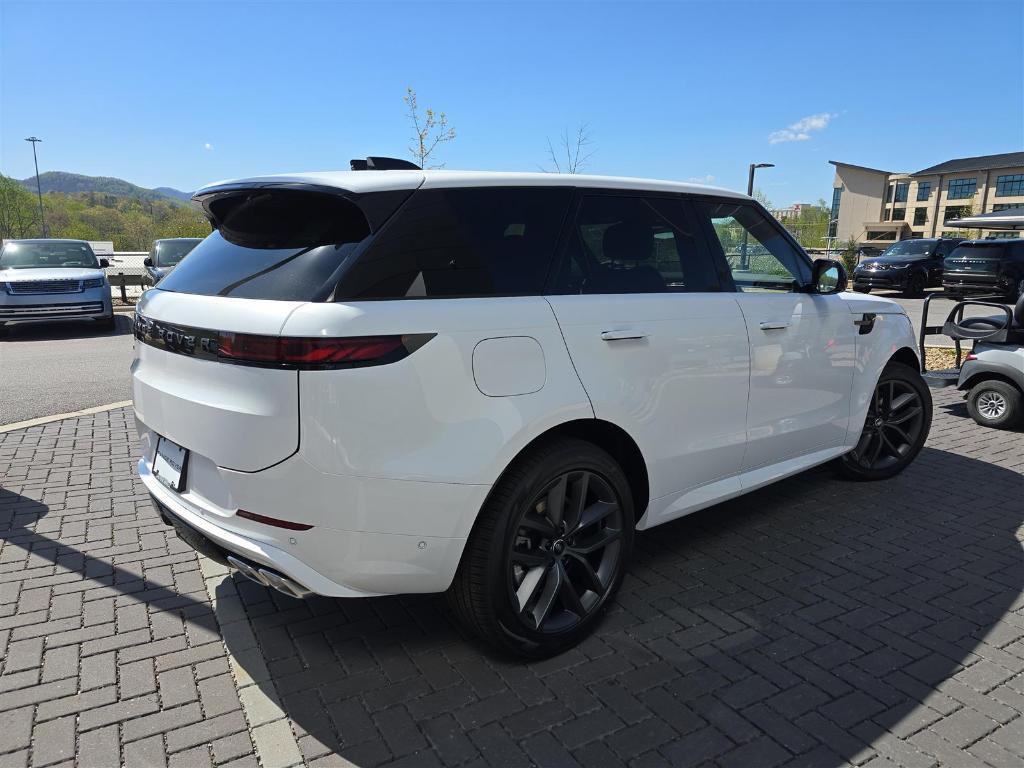 new 2025 Land Rover Range Rover Sport car, priced at $117,365