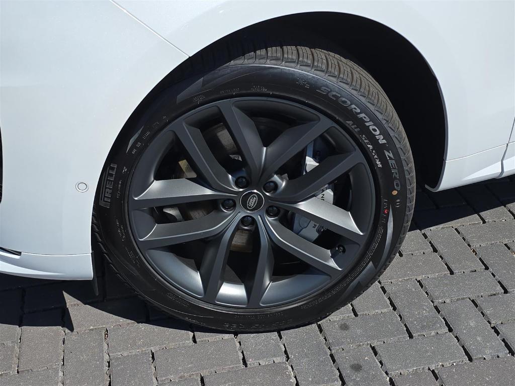 new 2025 Land Rover Range Rover Sport car, priced at $117,365