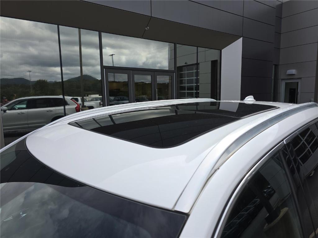 used 2020 Volvo XC90 car, priced at $24,987