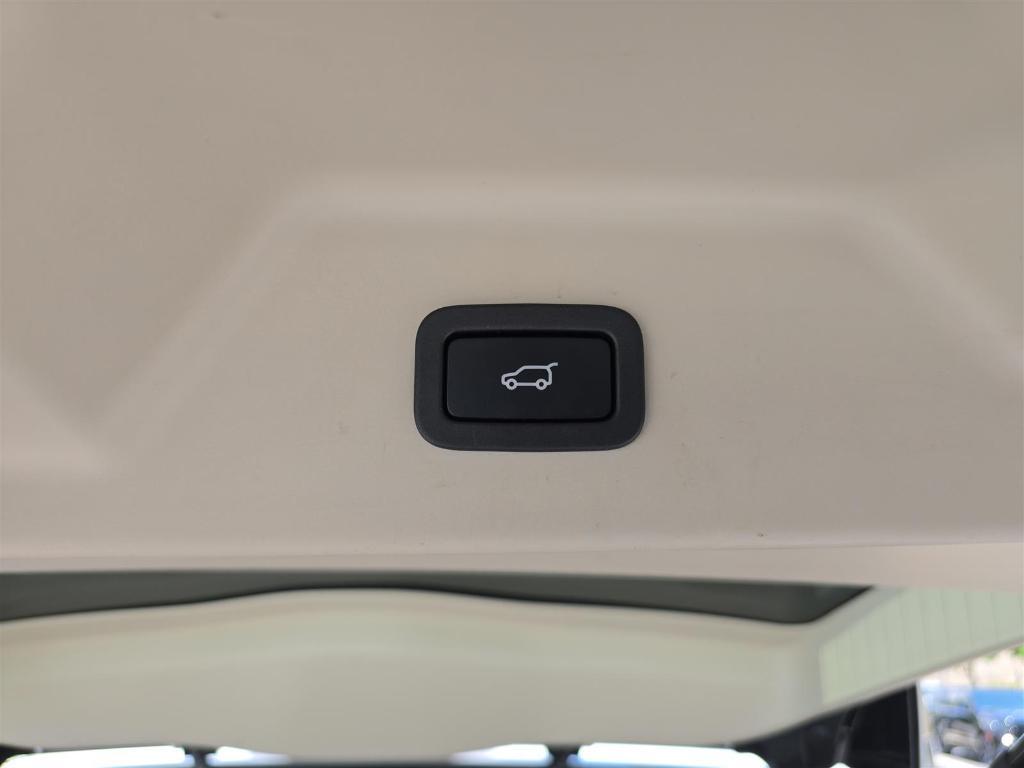 used 2020 Land Rover Range Rover car, priced at $39,999