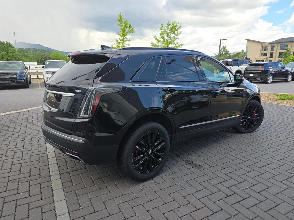used 2022 Cadillac XT5 car, priced at $36,980
