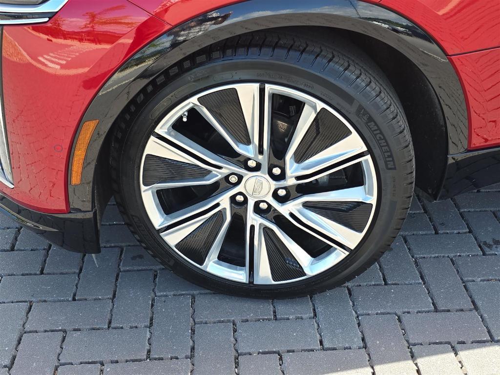used 2024 Cadillac LYRIQ car, priced at $47,997