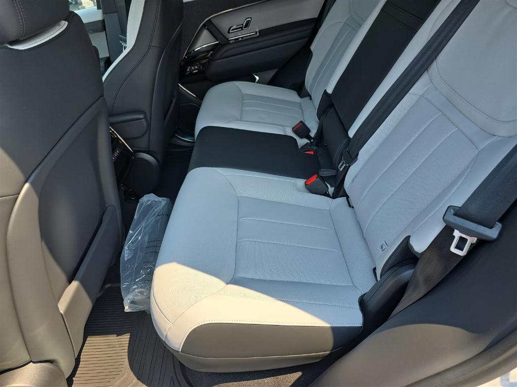 new 2025 Land Rover Range Rover Sport car, priced at $115,565