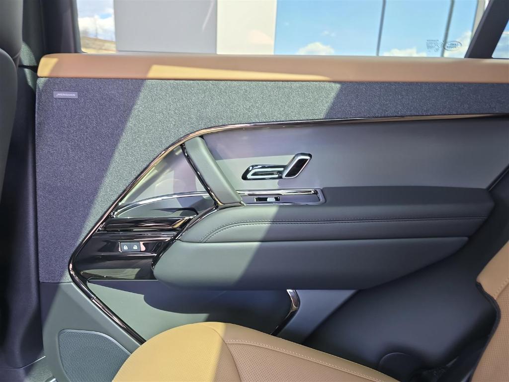 new 2025 Land Rover Range Rover Sport car, priced at $99,980