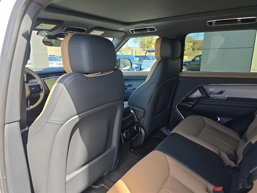 new 2025 Land Rover Range Rover Sport car, priced at $121,325
