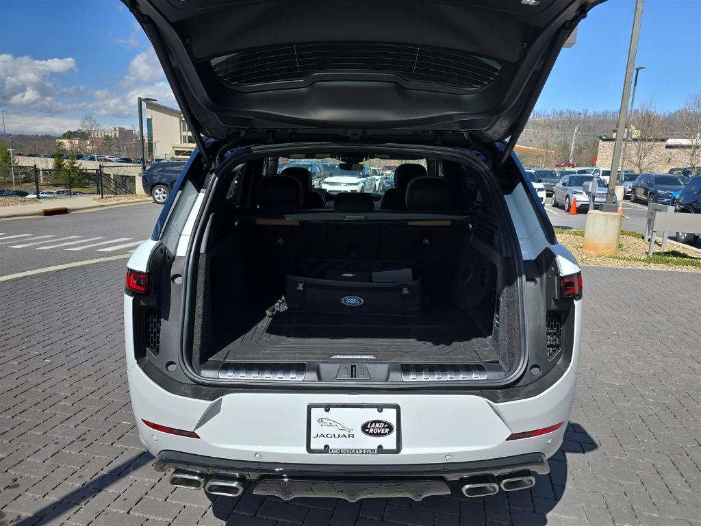 new 2025 Land Rover Range Rover Sport car, priced at $121,325