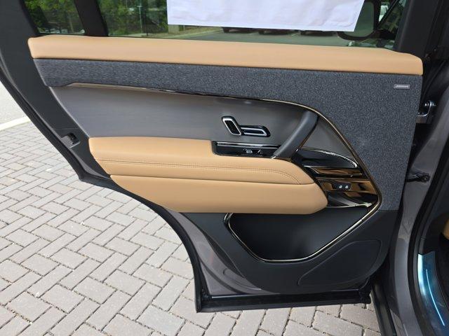 new 2025 Land Rover Range Rover Sport car, priced at $90,525