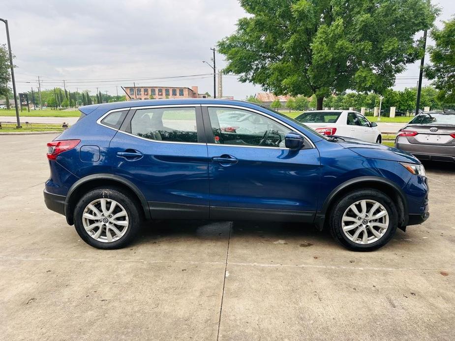 used 2020 Nissan Rogue Sport car, priced at $16,999