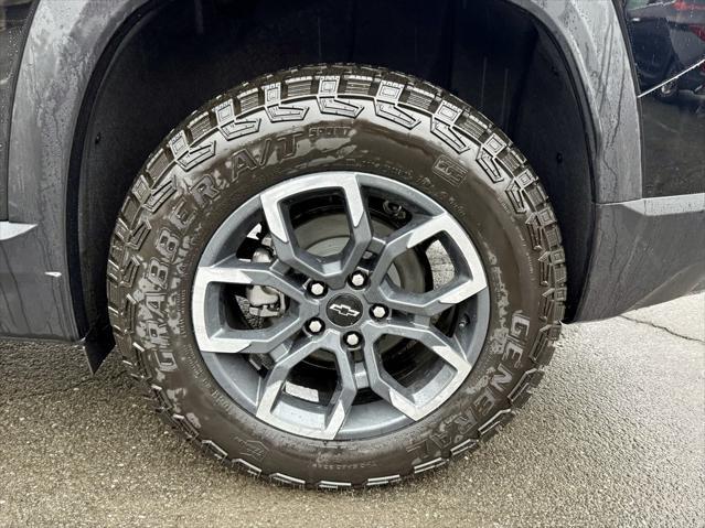 new 2025 Chevrolet Equinox car, priced at $37,084