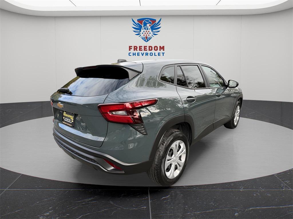 used 2025 Chevrolet Trax car, priced at $19,495