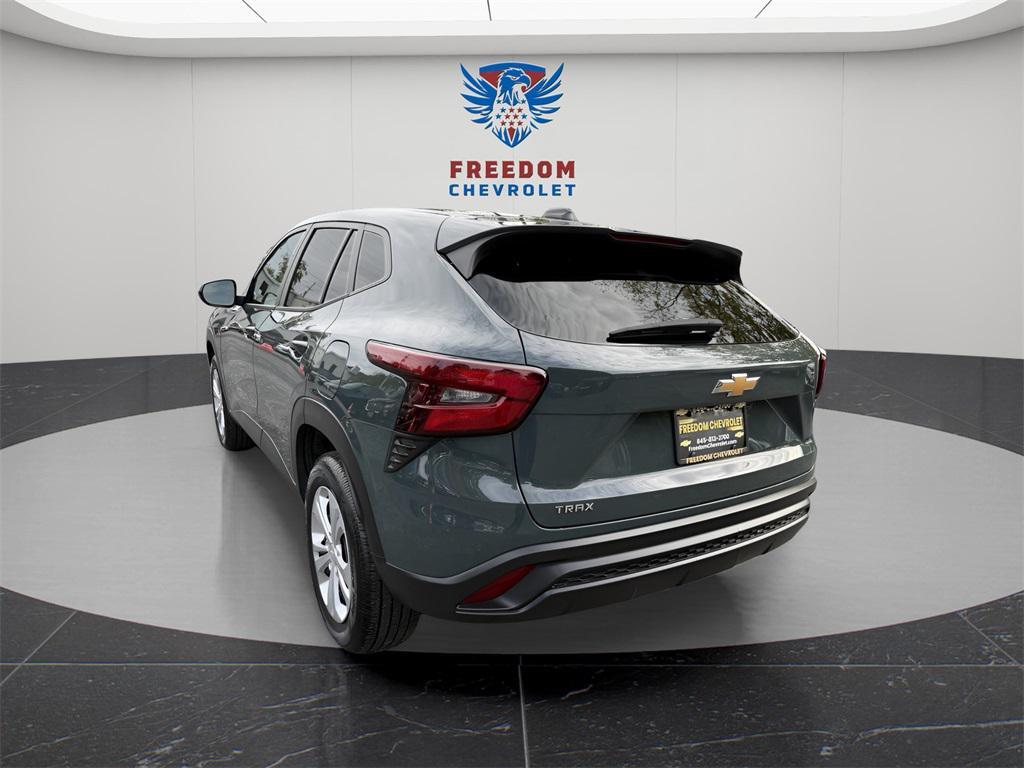 used 2025 Chevrolet Trax car, priced at $19,495