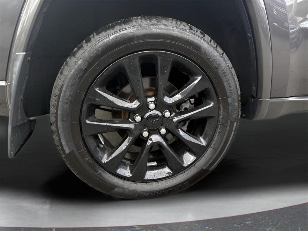 used 2019 Jeep Grand Cherokee car, priced at $16,495