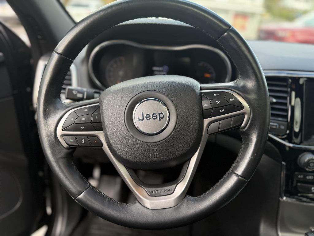used 2019 Jeep Grand Cherokee car, priced at $17,995