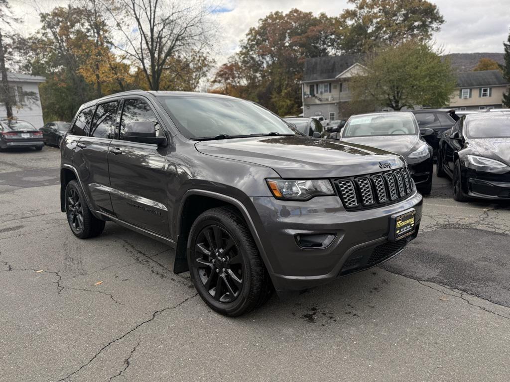 used 2019 Jeep Grand Cherokee car, priced at $17,995