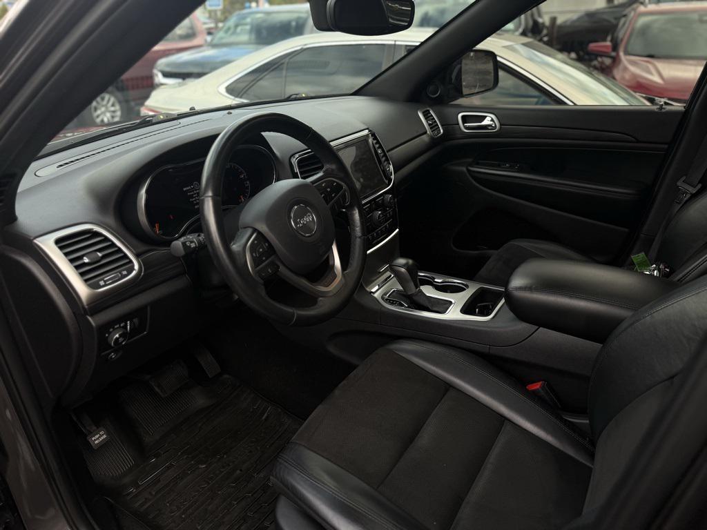 used 2019 Jeep Grand Cherokee car, priced at $17,995
