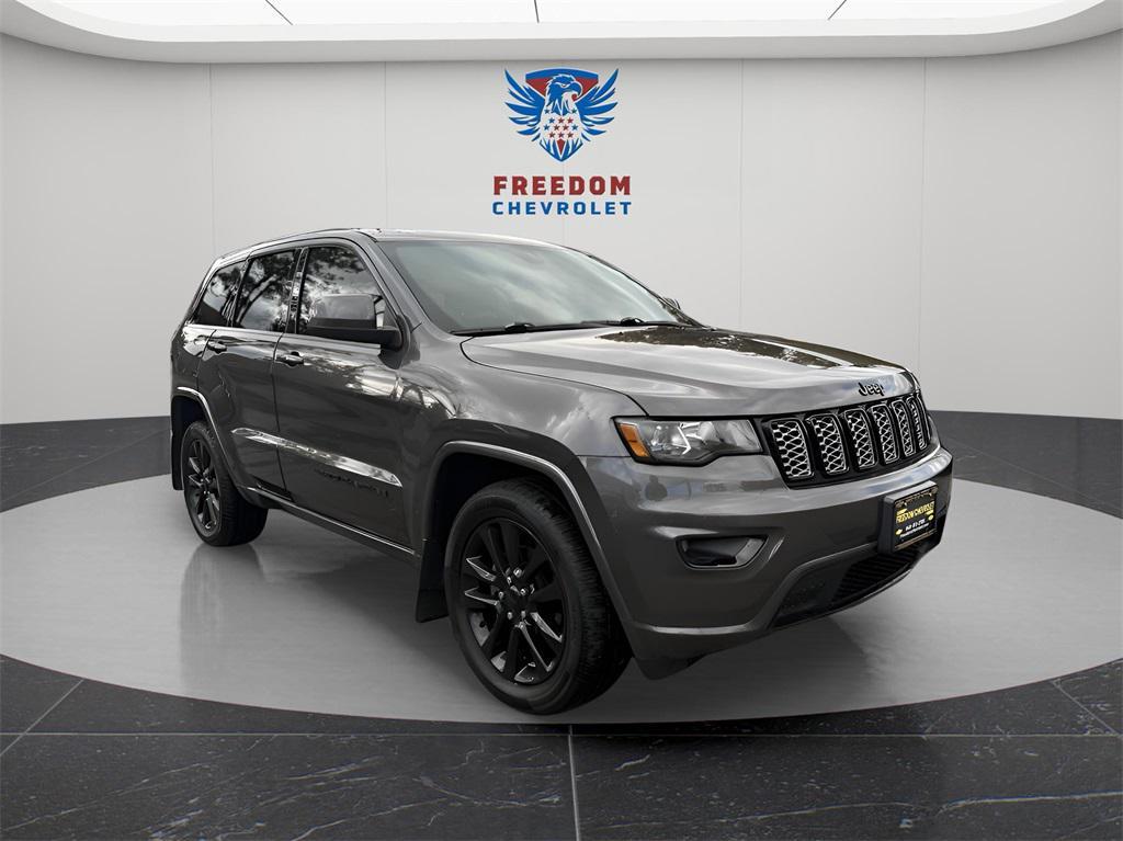 used 2019 Jeep Grand Cherokee car, priced at $16,495