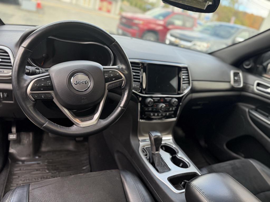 used 2019 Jeep Grand Cherokee car, priced at $17,995
