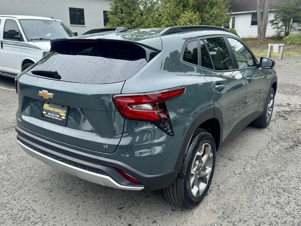 new 2025 Chevrolet Trax car, priced at $24,211