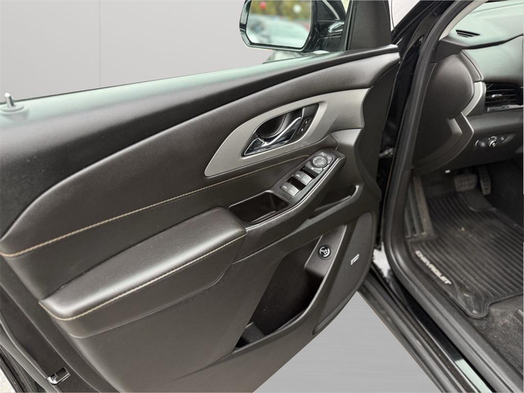 used 2020 Chevrolet Traverse car, priced at $22,495