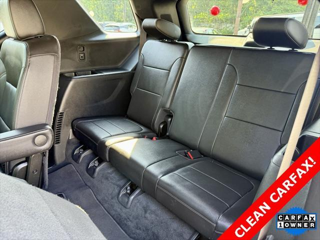 used 2023 Chevrolet Traverse car, priced at $31,995