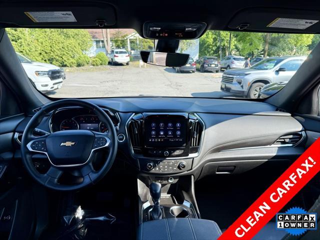 used 2023 Chevrolet Traverse car, priced at $31,995