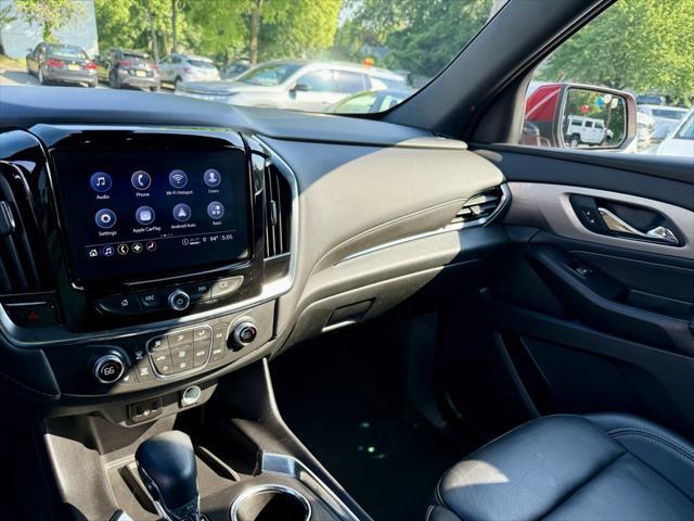 used 2023 Chevrolet Traverse car, priced at $32,795
