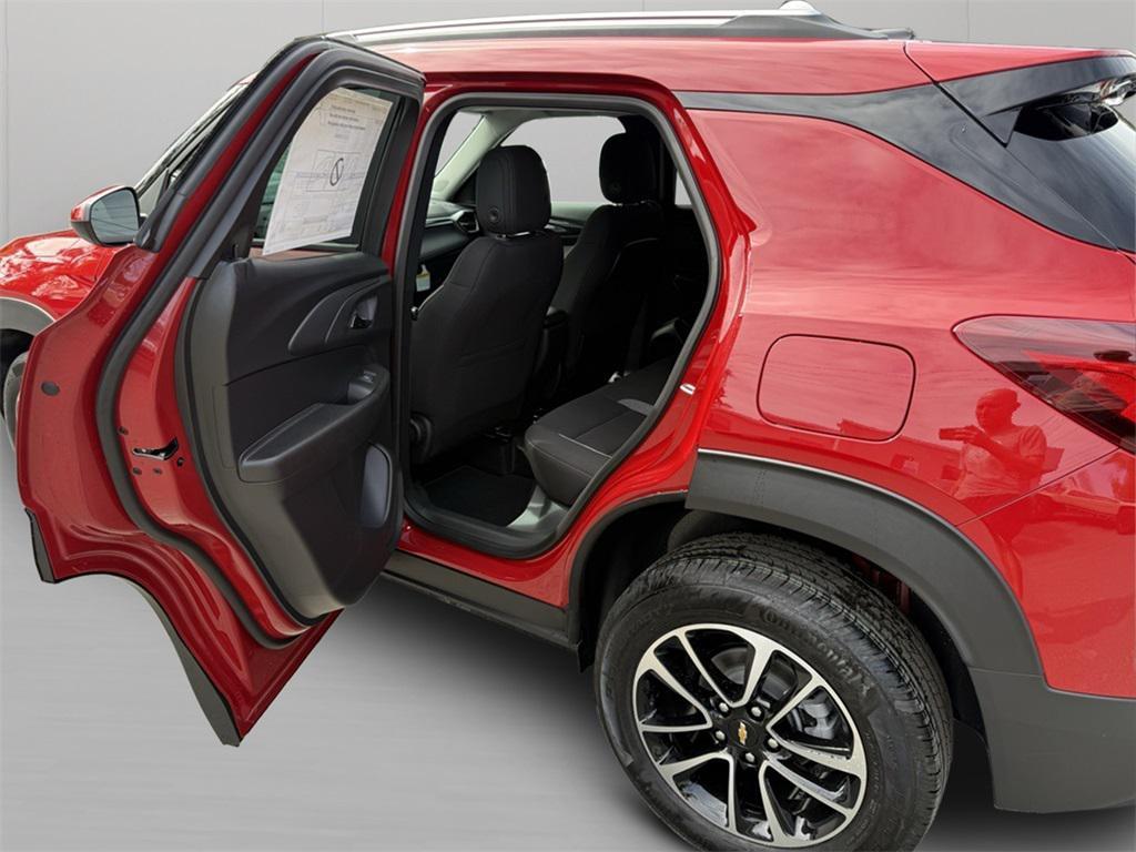 new 2026 Chevrolet TrailBlazer car, priced at $27,340
