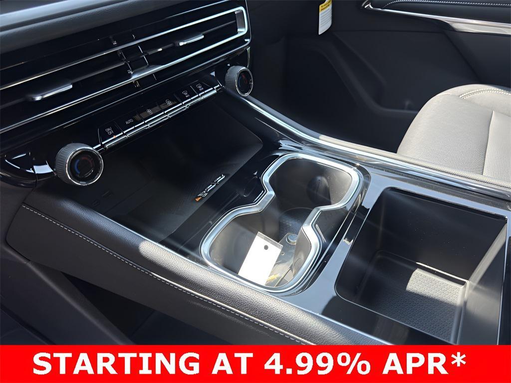 new 2026 Chevrolet Traverse car, priced at $40,450