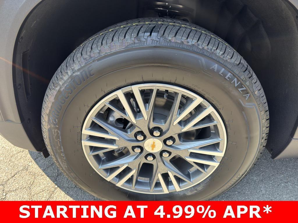 new 2026 Chevrolet Traverse car, priced at $40,450