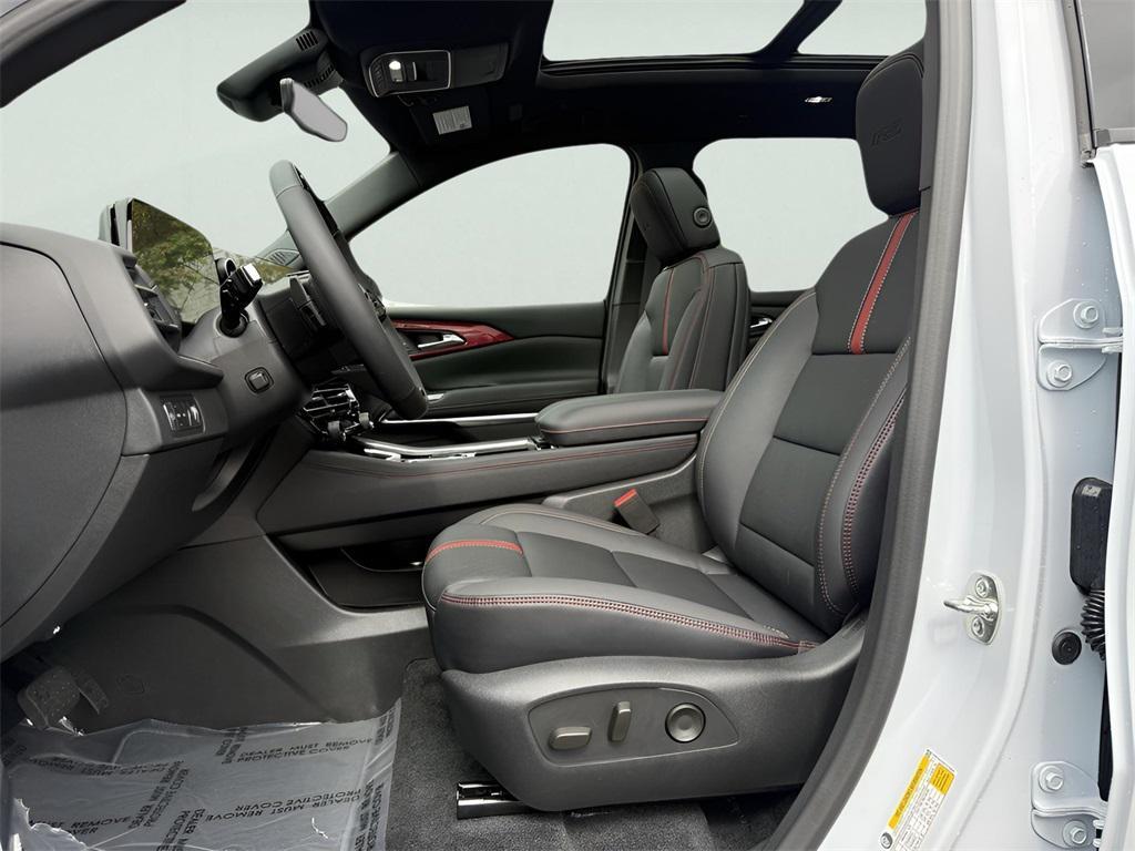 new 2026 Chevrolet Traverse car, priced at $57,490