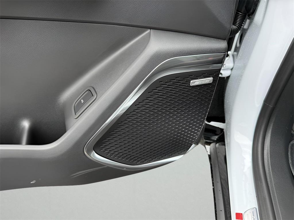 new 2026 Chevrolet Traverse car, priced at $57,490