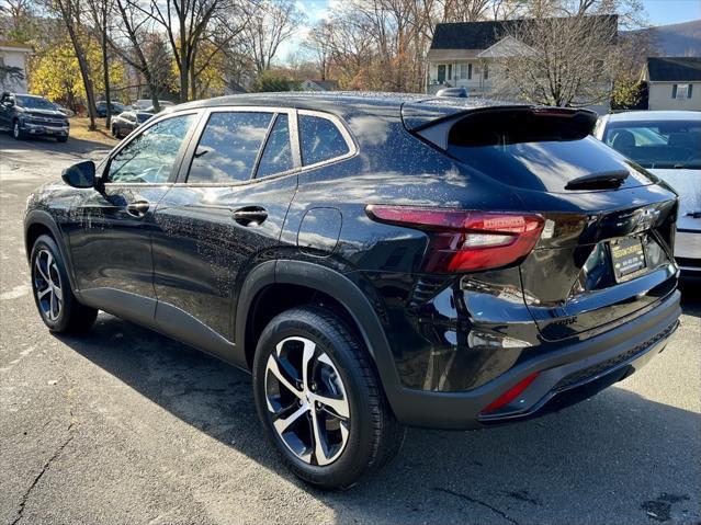 new 2025 Chevrolet Trax car, priced at $22,225