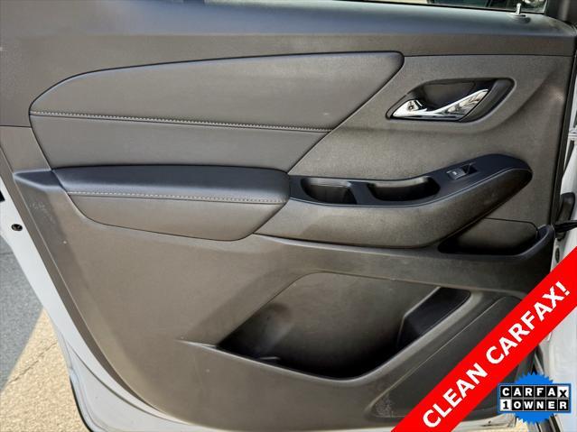 used 2023 Chevrolet Traverse car, priced at $29,995