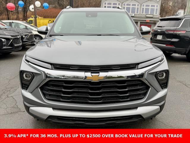 new 2025 Chevrolet TrailBlazer car, priced at $26,128