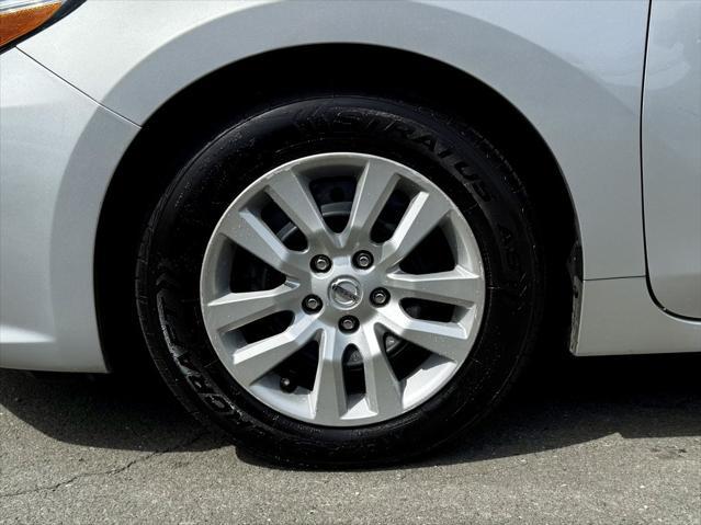 used 2018 Nissan Altima car, priced at $10,995