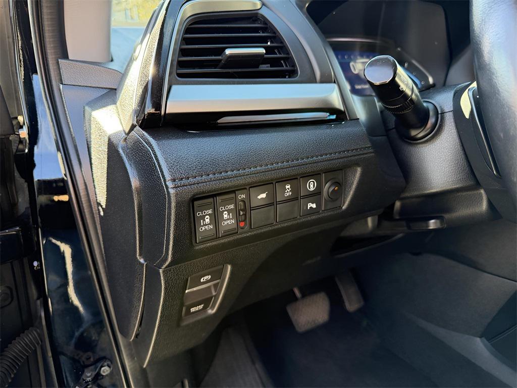 used 2022 Honda Odyssey car, priced at $30,495