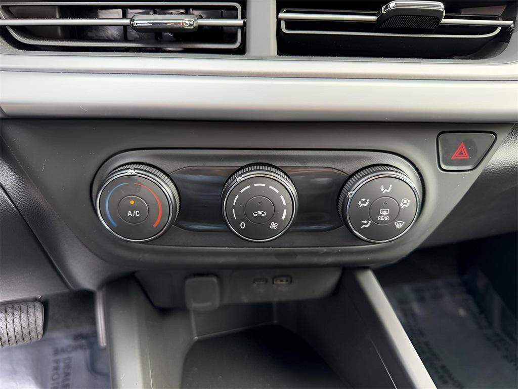 used 2025 Chevrolet Trax car, priced at $19,495