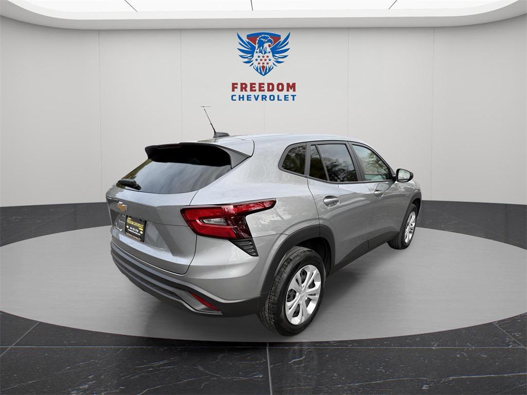 used 2025 Chevrolet Trax car, priced at $19,495