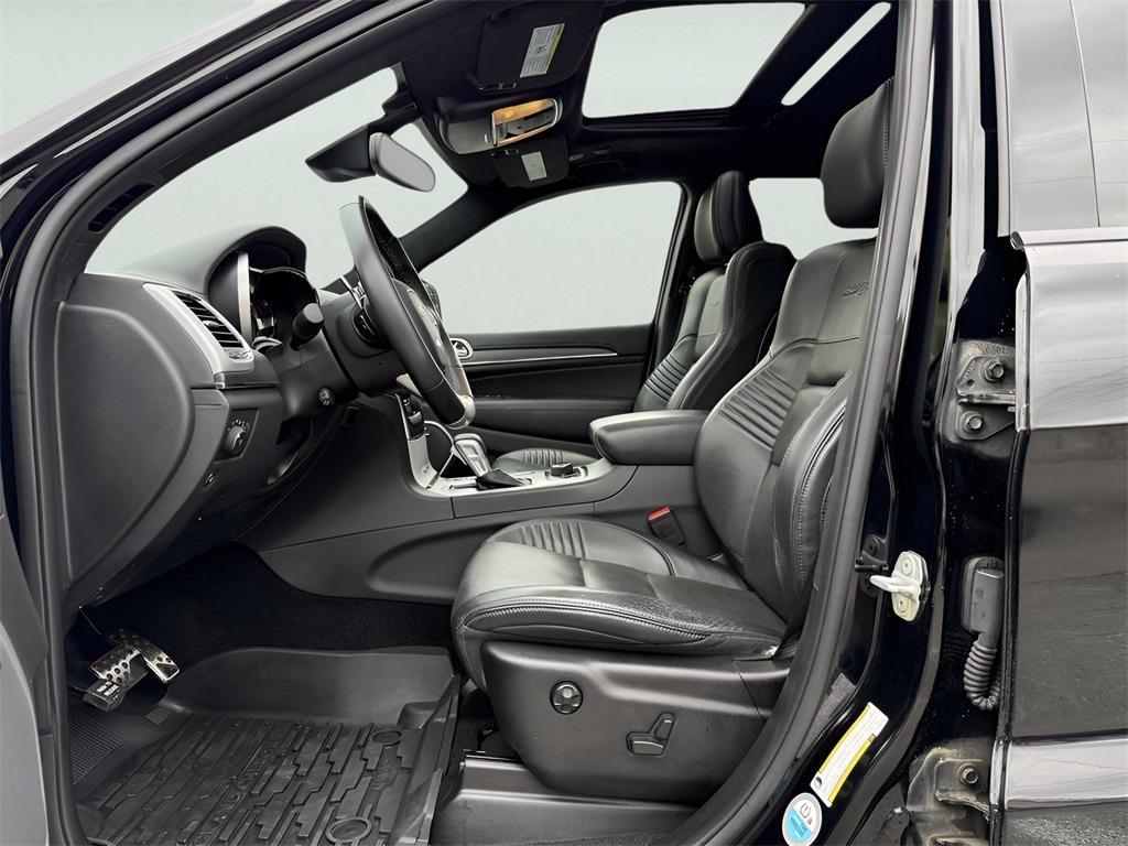 used 2021 Jeep Grand Cherokee car, priced at $57,995