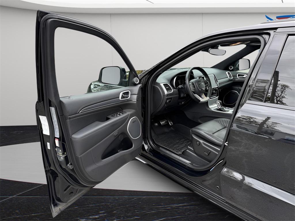 used 2021 Jeep Grand Cherokee car, priced at $57,995