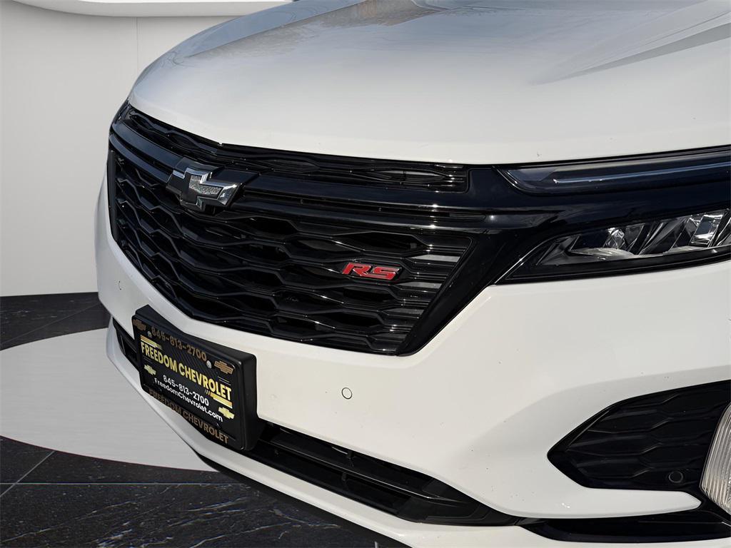 used 2024 Chevrolet Equinox car, priced at $21,995