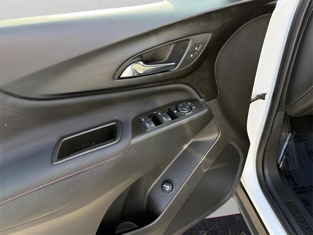 used 2024 Chevrolet Equinox car, priced at $21,995