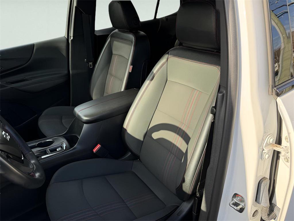 used 2024 Chevrolet Equinox car, priced at $21,995