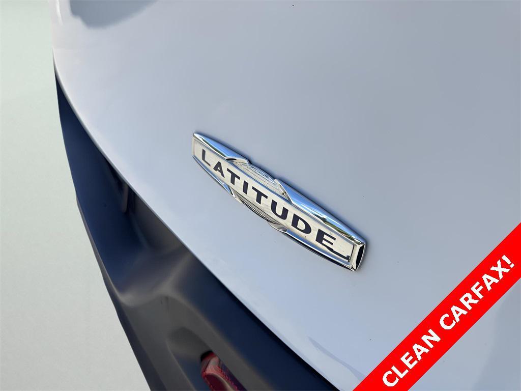 used 2018 Jeep Cherokee car, priced at $13,995