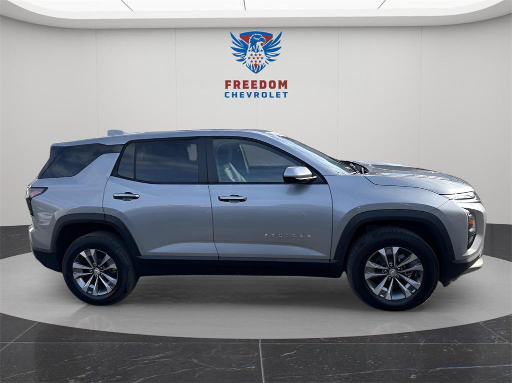 new 2026 Chevrolet Equinox car, priced at $32,277